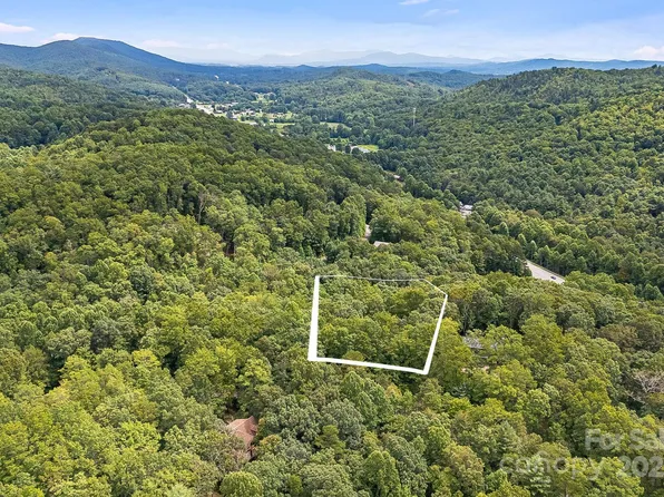 9999 Lobdell Rd #22, Pisgah Forest, NC 28768