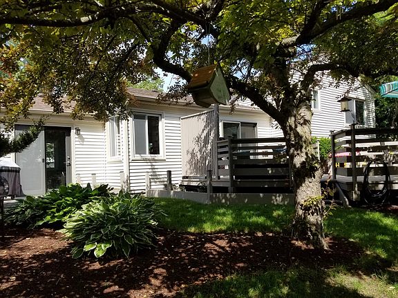 2nd image of 780 Beechwood Dr