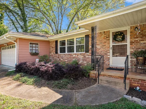 4029 Phylis Pl, Decatur, GA 30035