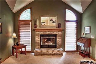 3rd image of 15916 Jones Cir