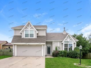 12390 S Parker Ter, Olathe, KS 66061
