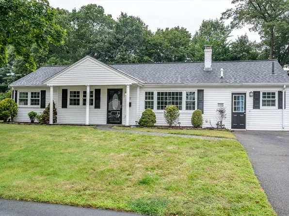 22 Wethersfield Rd, Natick, MA 01760