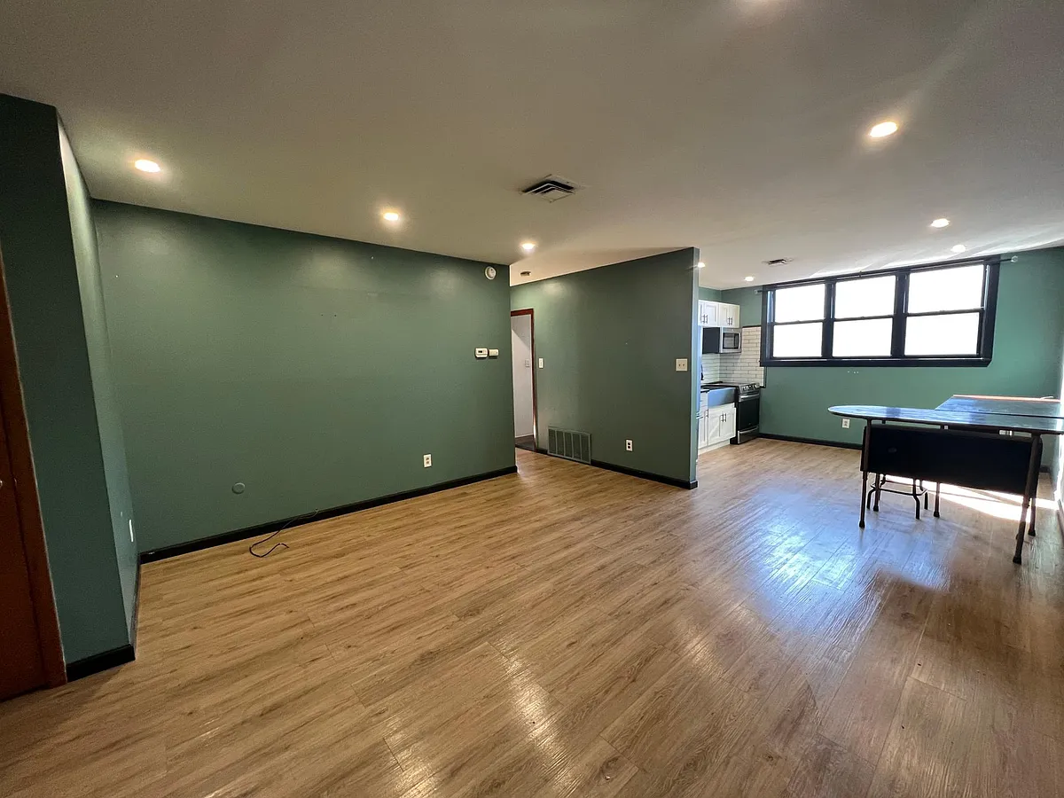 Building Photo - 976 Haddon Ave #B