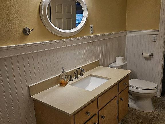 3rd image of 73 Davis Ave #2