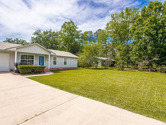 4th image of 15 Williams Dr