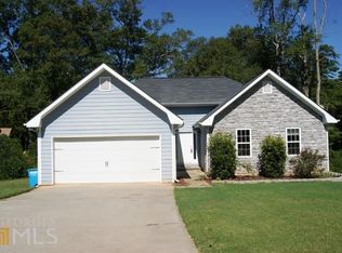 179 Ashford Ln, Commerce, GA 30529