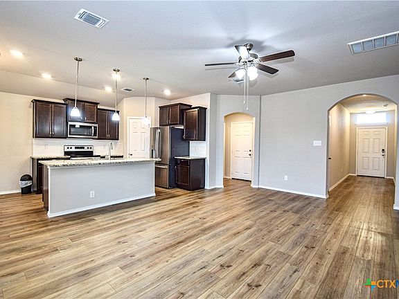 2nd image of 1309 Cesarina St