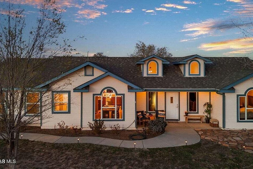 1st image of 445 S BELLA Road