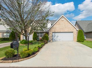3212 Lightspring Ln, Knoxville, TN 37917