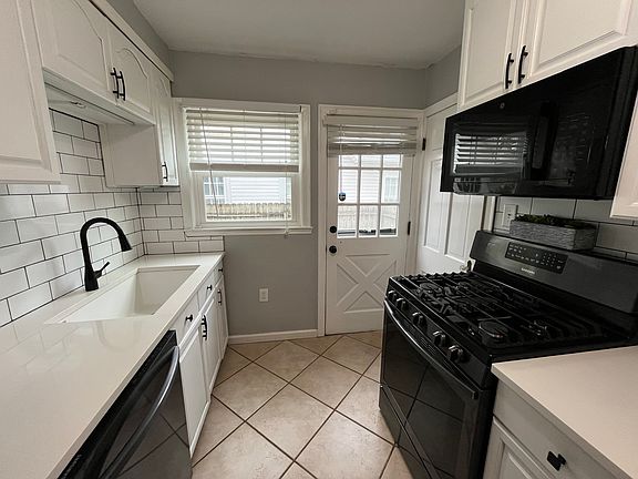 5th image of 6407 N Park Ave