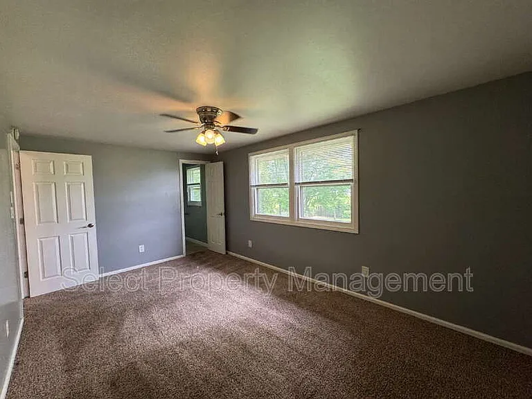 7021 Omaha Ct — Photo 16