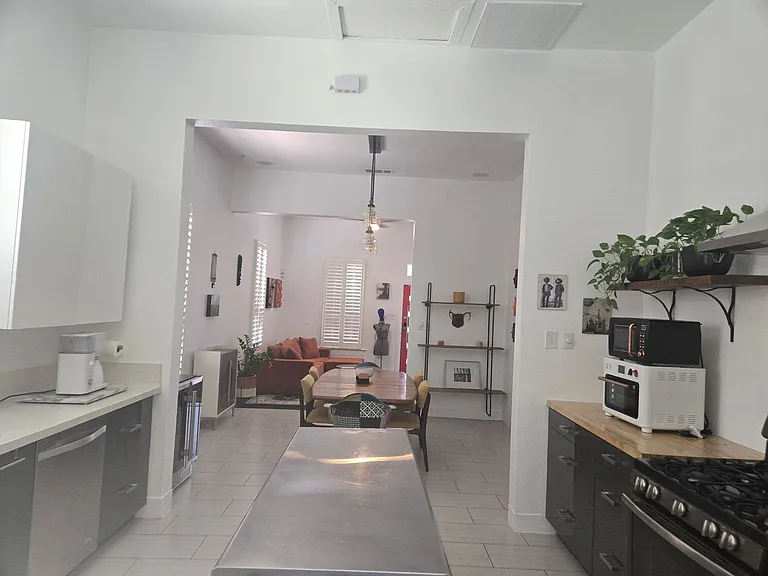 1118 Nolan St — Photo 22