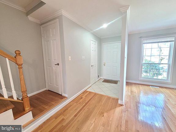 3rd image of 6644 Green Ash Dr