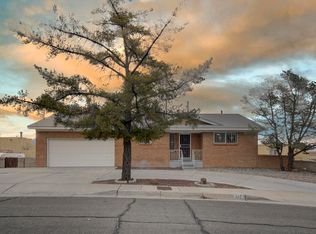204 Mezcal Cir NW, Albuquerque, NM 87105