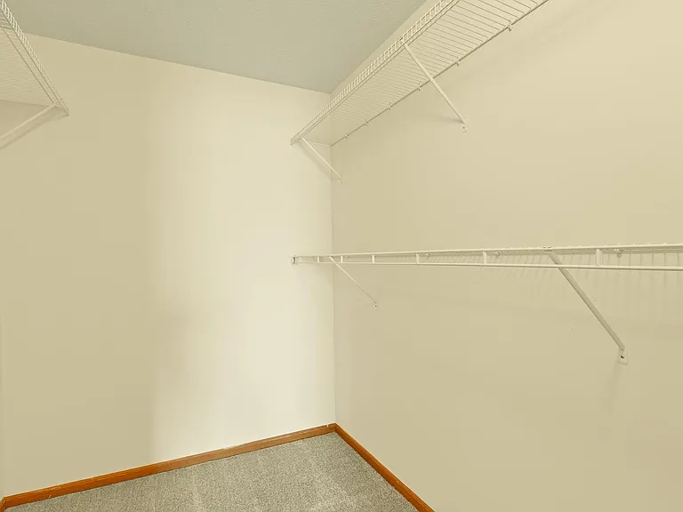 Waterford Pointe — Photo 27