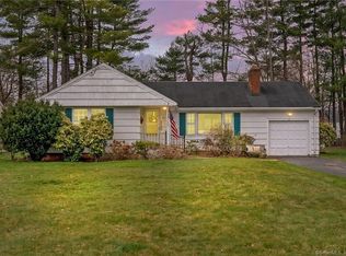 63 Cumberland Rd, West Hartford, CT 06119