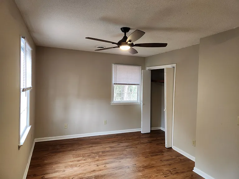 502 Millhouse Rd — Photo 18