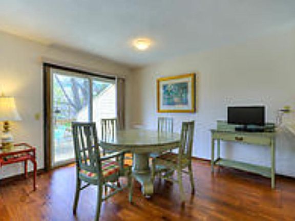 4th image of 1417 Oak Leaf Ln