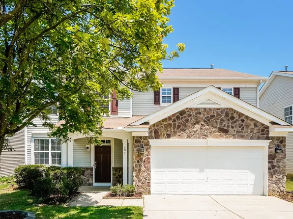 304 Edgecroft Way, Fuquay Varina, NC 27526