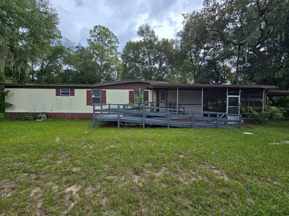 1871 SE 169th Ct, Silver Springs, FL 34488