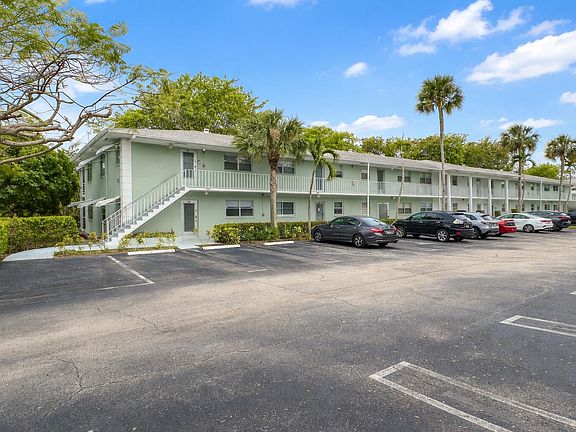 2nd image of 2740 SW 22nd Ave APT 1605