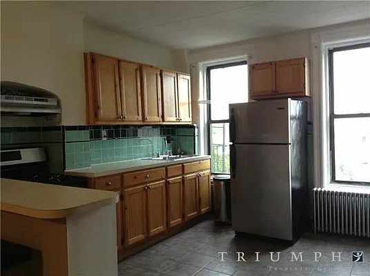 Rented by Triumph Property Group | media 14