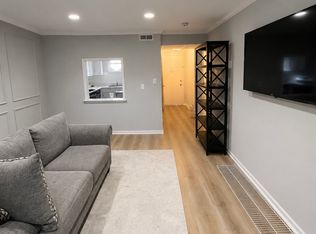 5400 Roswell Rd Unit F1, Sandy Springs, GA 30342