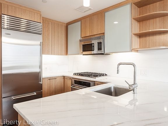4th image of 200 N End Ave APT 25E