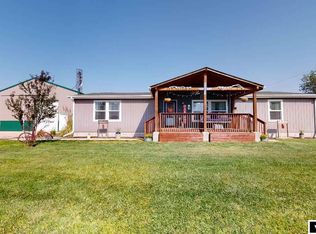 114 W 4th Ave, Yoder, WY 82244