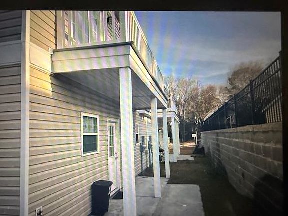 4th image of 2601 Sand Dunes Dr.