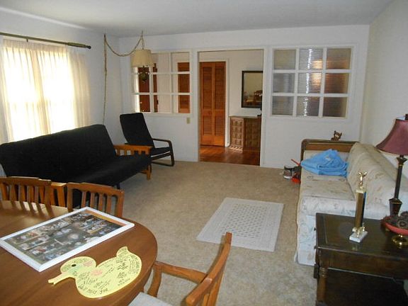2nd image of 2219 Azalea Dr