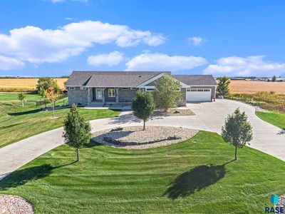 27235 Regal Ct, Sioux Falls, SD, 57108