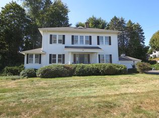 305 Hillside Ave, Holyoke, MA 01040