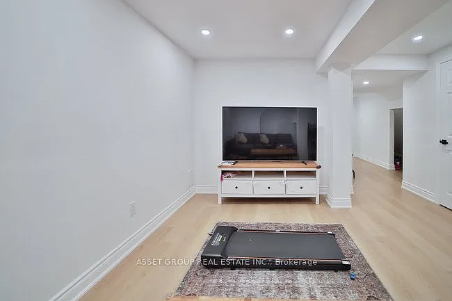2378 Dalebrook Dr — Photo 27