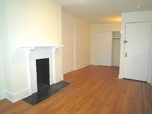 Rented by City Connections Realty | media 17