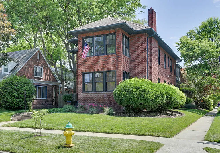 1700 Claremont Ave #2 — Photo 3