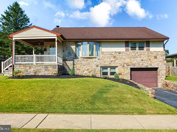 24 Kings Blvd, Shillington, PA 19607