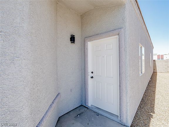 4th image of 1632 Dwayne Stedman Ave
