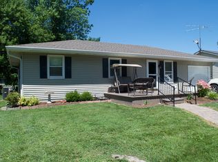 1509 S Robb St, Robinson, IL 62454