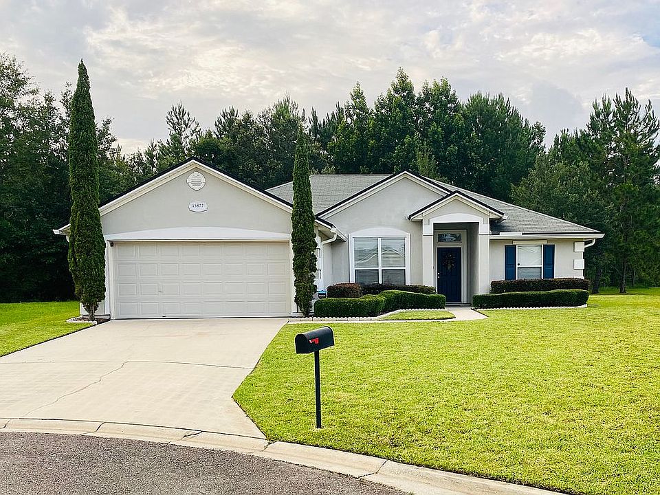 1st image of 15877 Twin Creek Dr