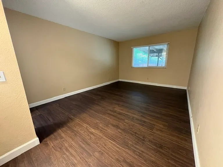 5100 Parkhurst Dr #1 — Photo 8