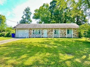 8236 Fallen Rock Dr, Knoxville, TN 37923