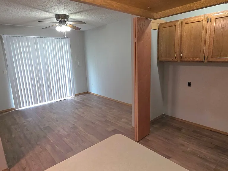 3757 W Sylvania St — Photo 7