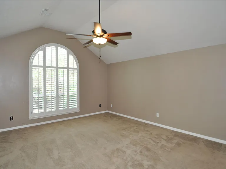 13607 Goldwater Ct — Photo 21