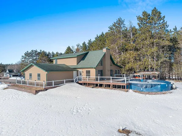 985 Van Ginkel Rd, Niagara, WI 54151