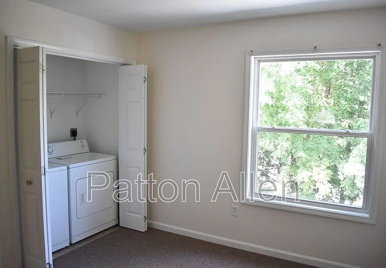109 Citadel Dr #212 — Photo 11