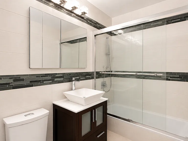 1619 3rd Ave #4C — Photo 12