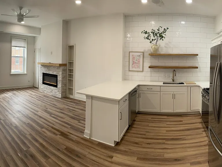 1122 E Palmer St #B — Photo 5