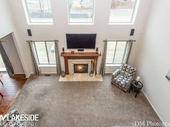 4th image of 4389 Forster Ln