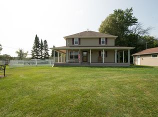 7448 S Loomis Rd, Wind Lake, WI 53185